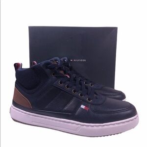 TOMMY Hilfiger Men's Manzu Sneaker, Blue